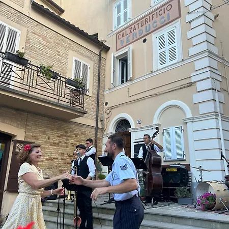 Vecchio Calzaturificio Verducci Affittacamere Montegranaro