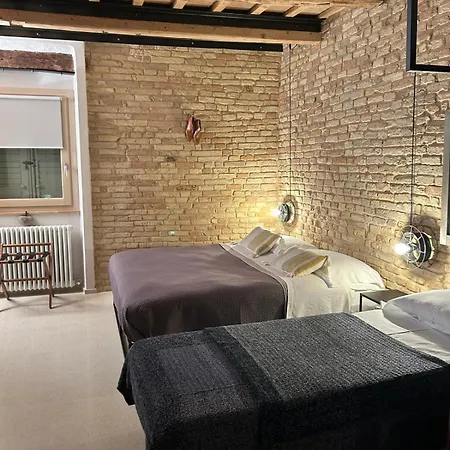 Vecchio Calzaturificio Verducci Affittacamere 3*