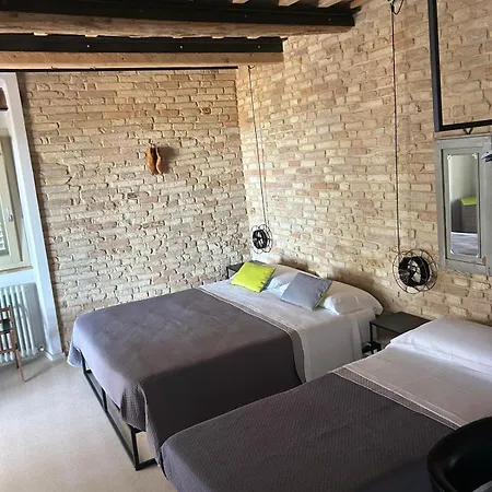 Vecchio Calzaturificio Verducci Guest house *